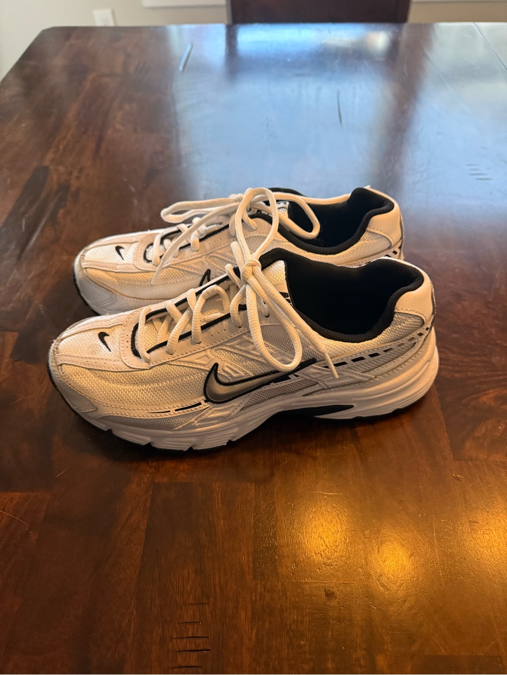 Nike White And Black Annihilator
